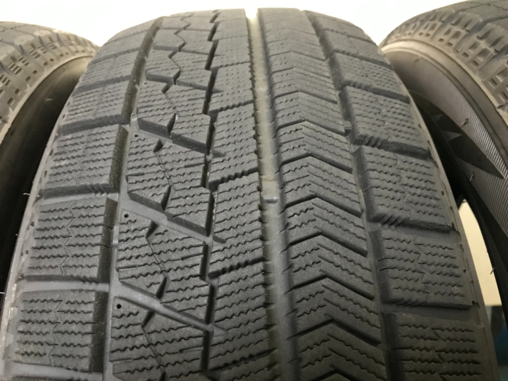 完売)中古極上品 17年製 205/60R16 92Q ブリヂストン VRX 9.5分山 バリ